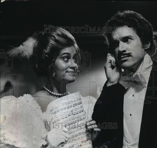 1989 Press Photo Charles Kimbrough with Judith Light in "Cat Among the Pigeons"- Historic Images