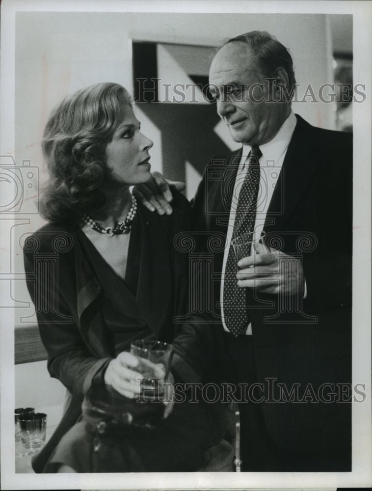 1980 Mariette Harley and Martin Balsam in The Love Tapes  - Historic Images