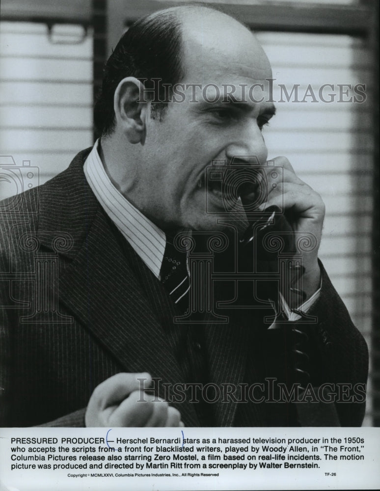 1976 Press Photo Herschel Bernardi in The Front - mjp01236 - Historic Images