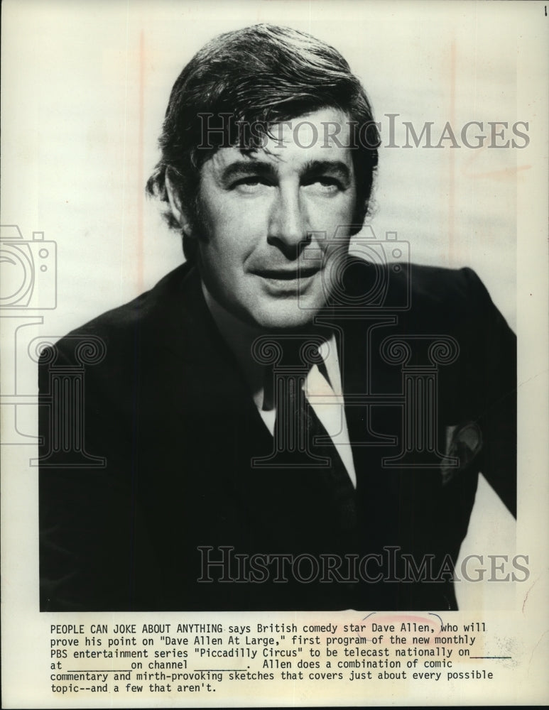 1976 Press Photo British comedy star Dave Allen - mjp01249- Historic Images
