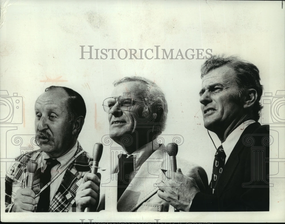 1974 Press Photo Heywood Hale Broun, TV news commentator- Historic Images