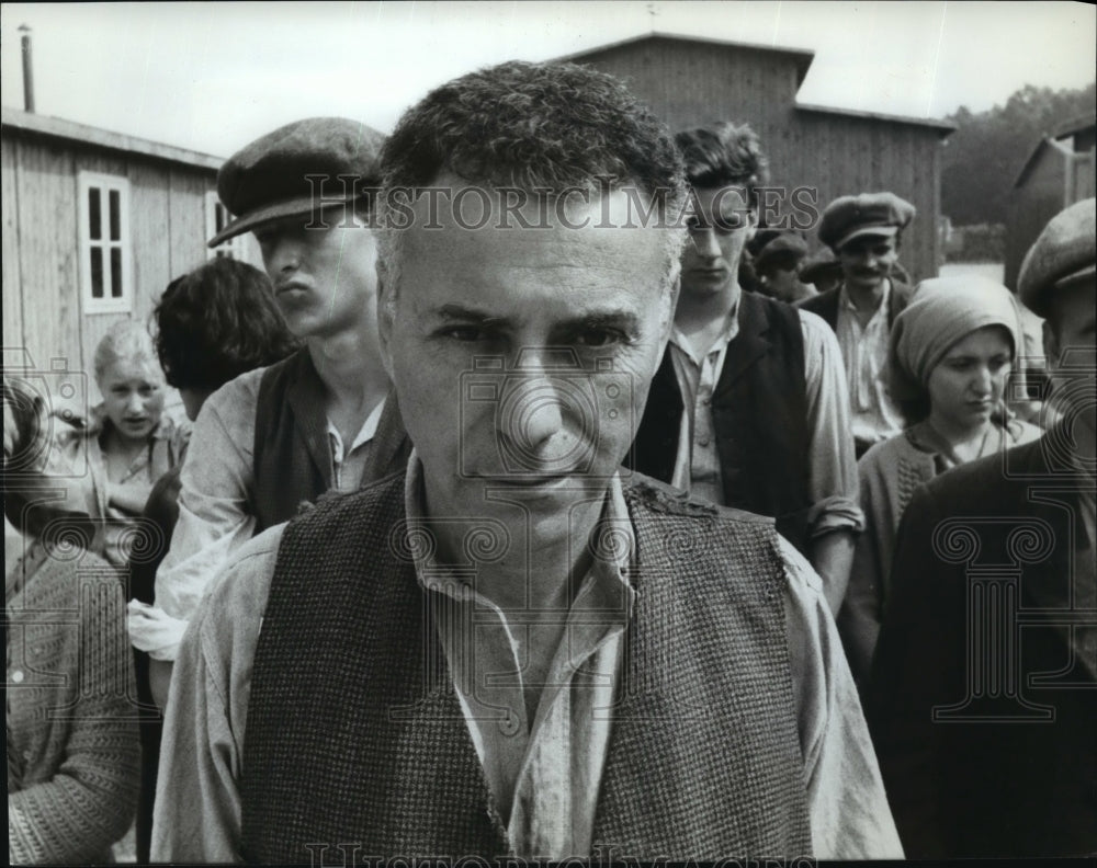 1987 Alan Arkin as a Prisoner in Escape From Sobibor  - Historic Images