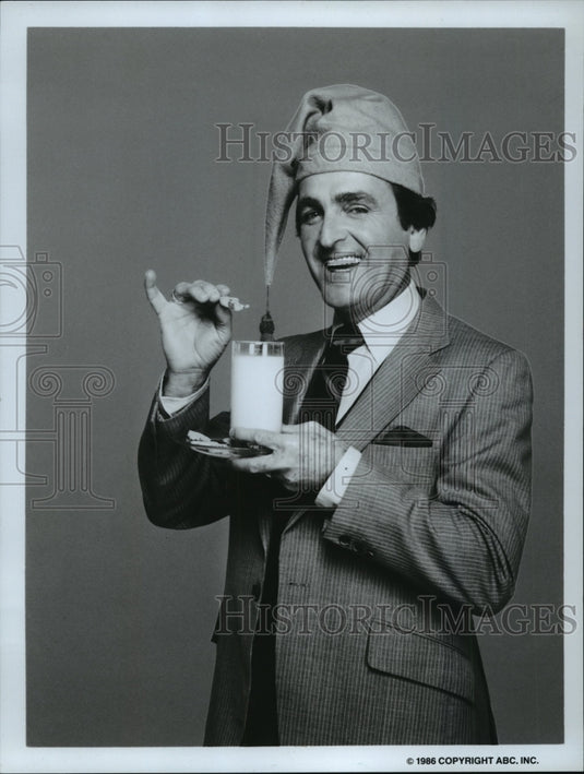 1986 Press Photo John Barbour in The Barbour Report - mjp01958 - Historic Images