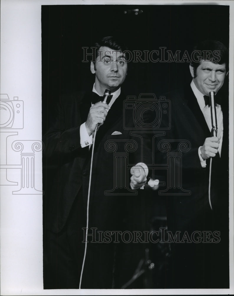 1968 Press Photo Costello &amp; Grayson, entertainers - mjp02200 - Historic Images