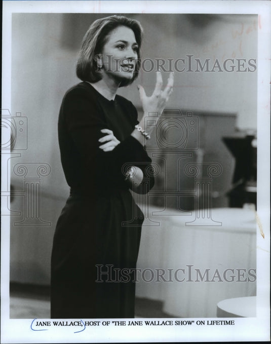 1990 Press Photo Jane Wallace, host of "The Jane Wallace Show" on Lifetime - Historic Images