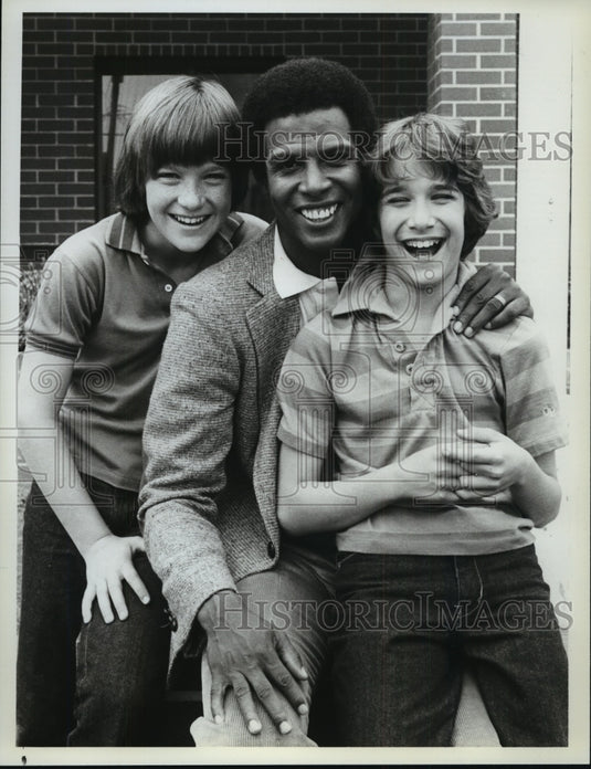 1983 Michael Warren with Jason Bateman and David Hollander - Historic Images