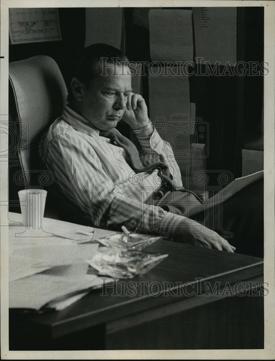 1974 David Brinkley Celebrates 30th Anniversary with NBC  - Historic Images