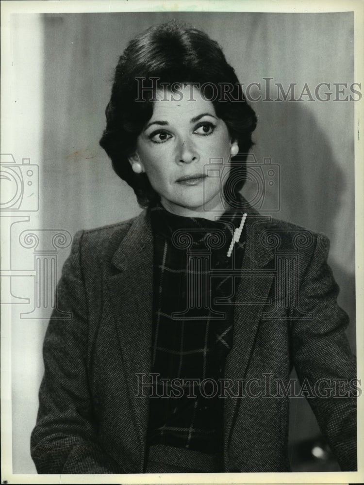 1981 Press Photo Jessica Walter in "Trapper John, M.D." - mjp02822 - Historic Images