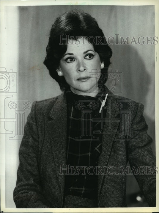 1981 Press Photo Jessica Walter in "Trapper John, M.D." - mjp02822 - Historic Images