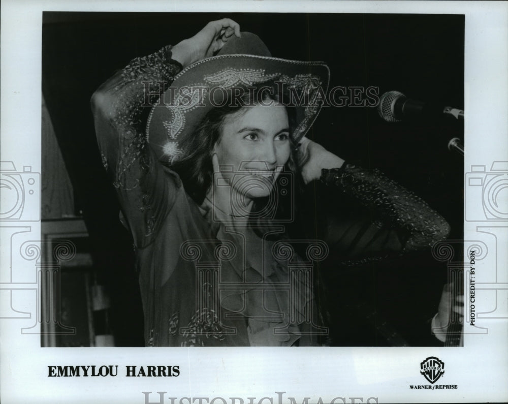 1986, Emmylou Harris, singer-songwriter - mjp03138 - Historic Images
