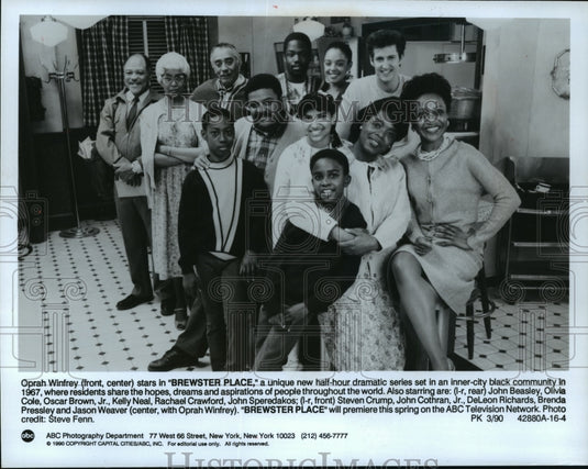 1990 Press Photo Oprah Winfrey and other cast of "Brewster Place" - mjp03208 - Historic Images