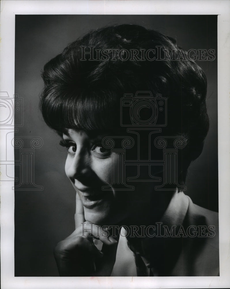 1964 Press Photo Ann Hilton in The Tunnel of Love at Swan Theater - mjp04034 - Historic Images