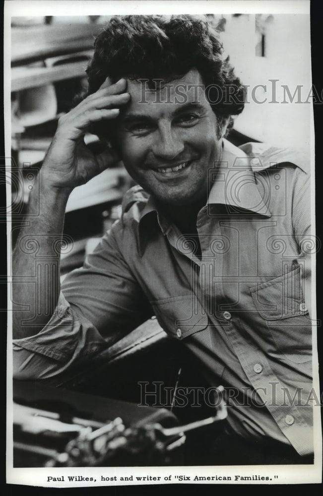 1977 Press Photo Paul Wilkes, host and writer of Six American Families. - Historic Images