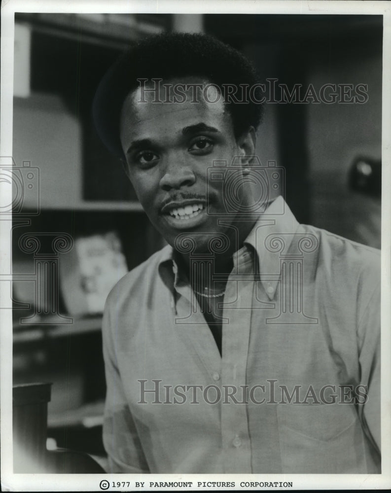 1977 Press Photo Ralph Wilcox in Busting Loose. - mjp04195 - Historic Images
