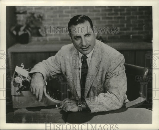 1961 Irv Kupcient, Chicago Sun - Historic Images