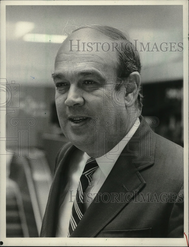 1982, Charles Kuralt, news correspondent. - mjp04882 - Historic Images