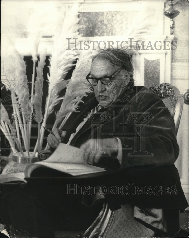 1974 Press Photo Joseph Losey, director of The Go-Between. - mjp05215 - Historic Images