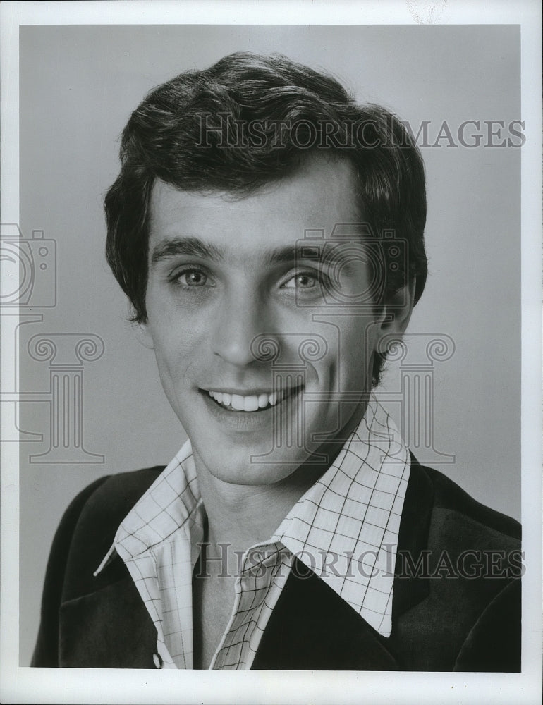 1977 Press Photo Mark LaMura on All My Children, on ABC. - mjp05445 - Historic Images
