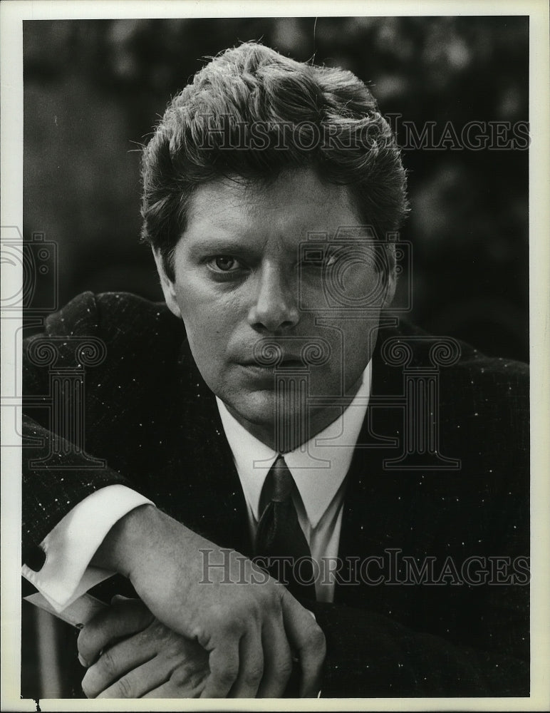 1986 Press Photo Stephen Lang stars in Crime Story, on NBC. - Historic Images