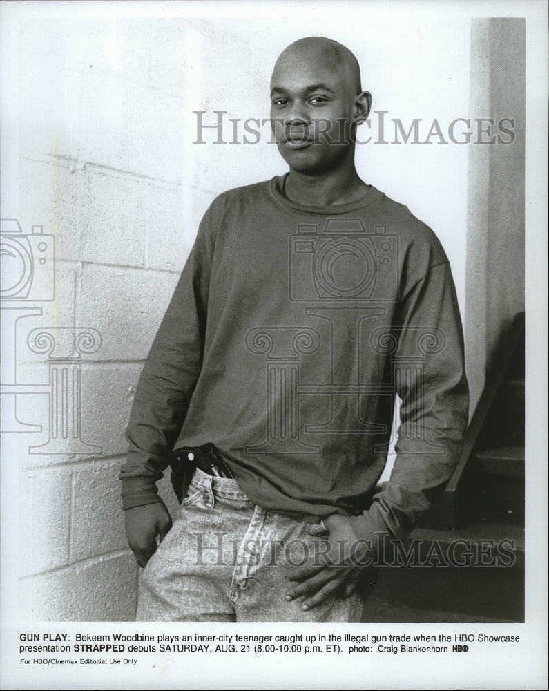1993, Bokeem Woodbine stars in Strapped, on HBO. - mjp05537 - Historic Images