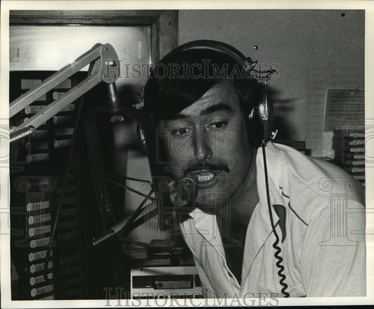 1978, Steve York, disc jockey on Radio 11 WISN - mjp05920 - Historic Images