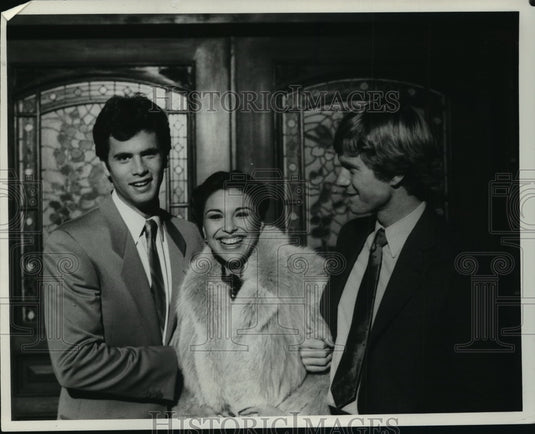 1982 Press Photo Lorenzo Lamas, Delores Canut and Billy Moses of Falcon Crest. - Historic Images