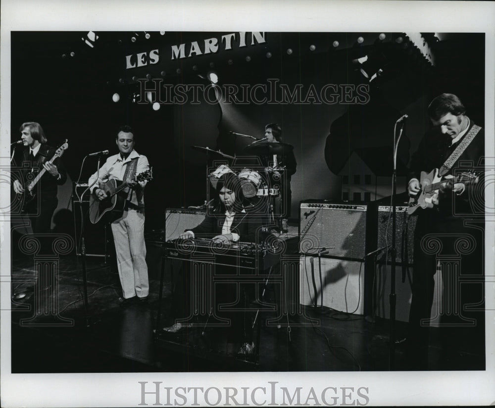1976 Press Photo Les Martin and The Country Drifters on Showcase. - mjp06026 - Historic Images