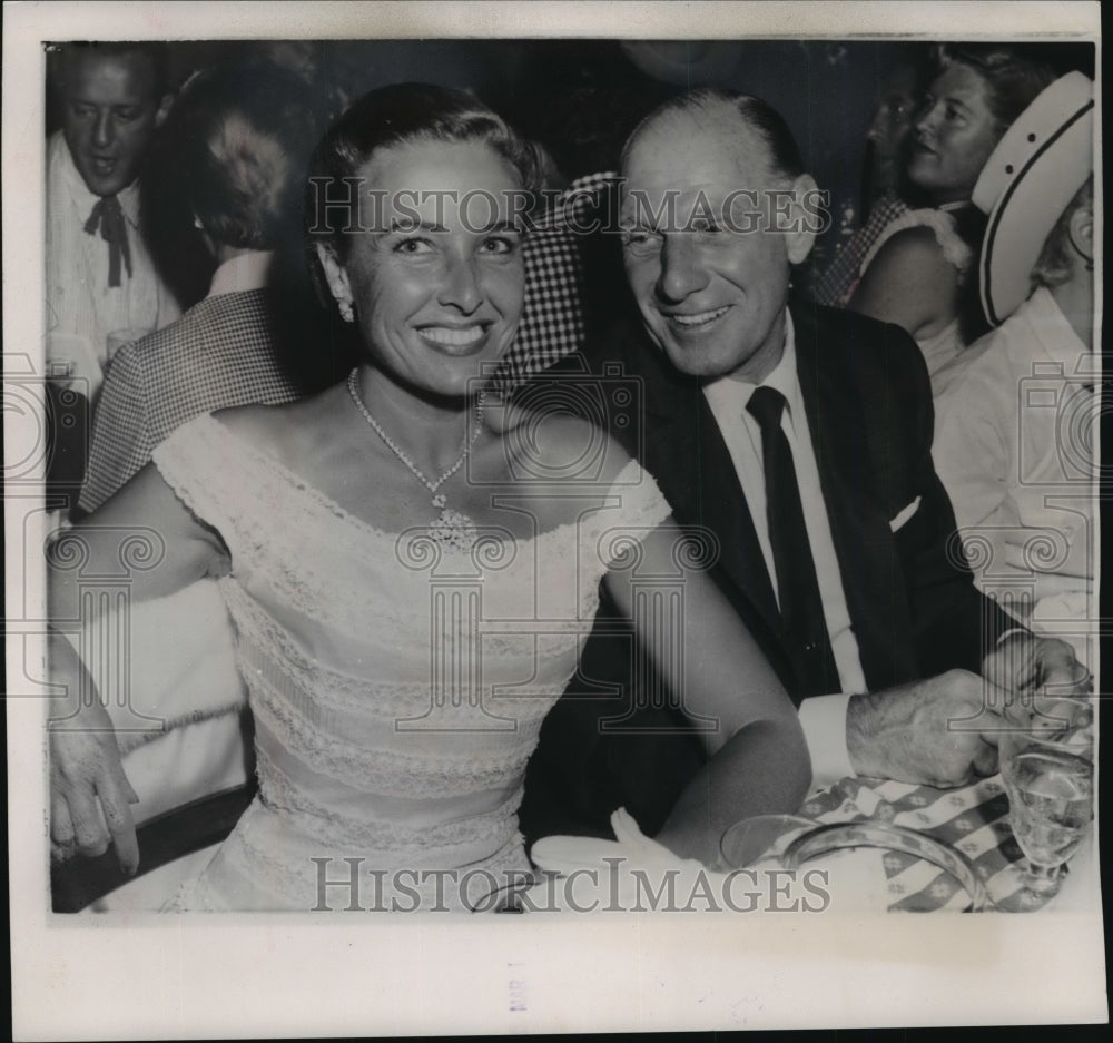 1960 Press Photo Leo Durocher and actress Laraine Day file for divorce. - Historic Images