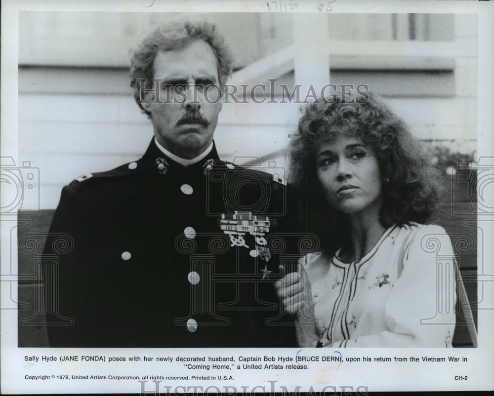 1978 Press Photo Jane Fonda and Bruce Dern star in Coming Home. - mjp06046 - Historic Images