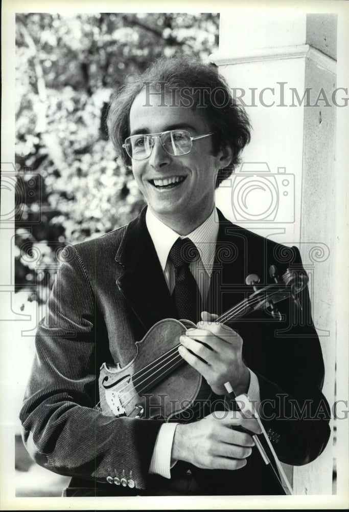 1980 Press Photo Drew Lecher, violinist. - mjp06181-Historic Images