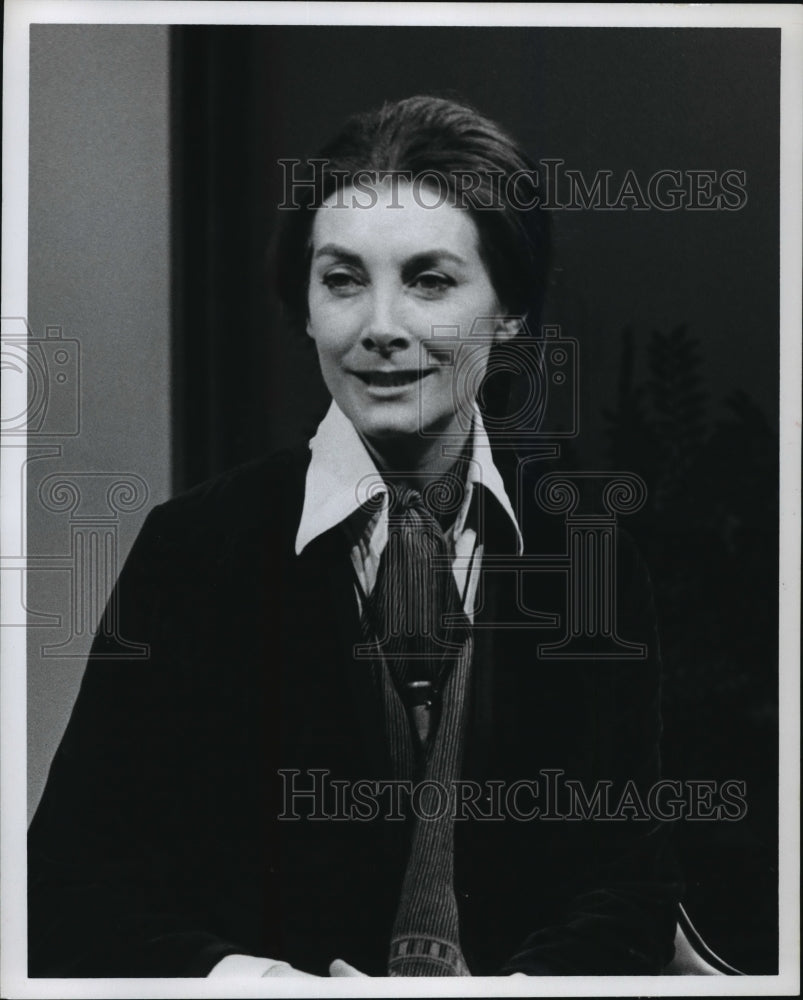 1976, Jean Marsh, actress. - mjp06416 - Historic Images
