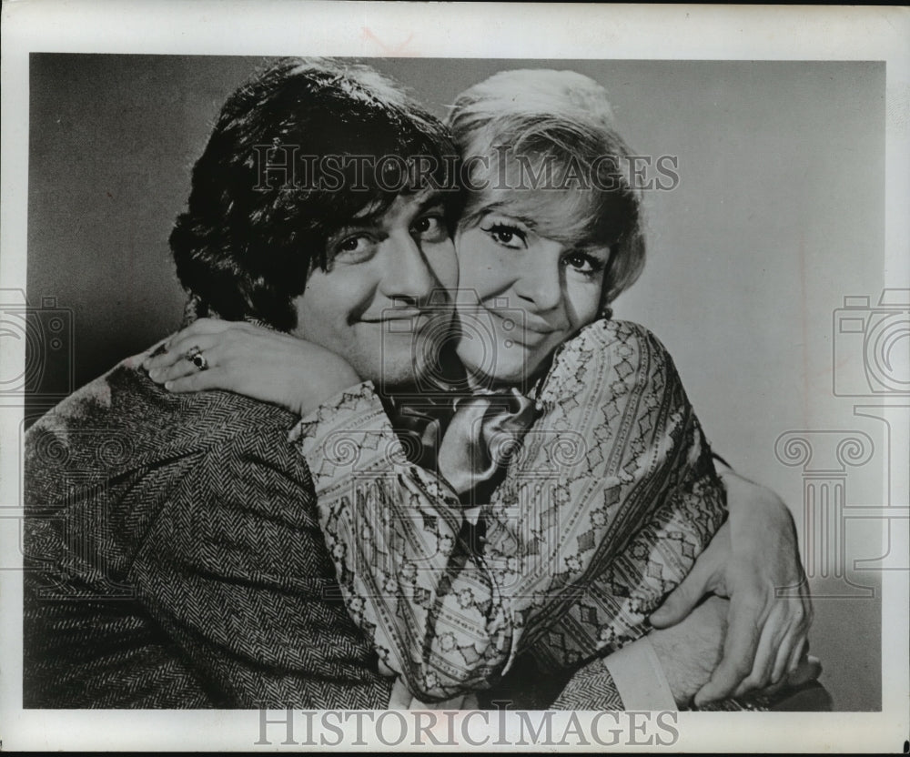 1973 Press Photo Renee Taylor and Joseph Bologna, married Writing-Acting Team-Historic Images