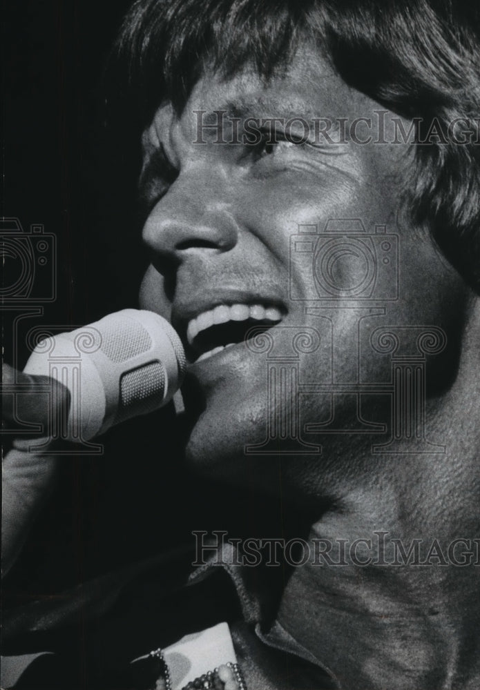 1975 Press Photo John Davidson, Singer - mjp07219- Historic Images