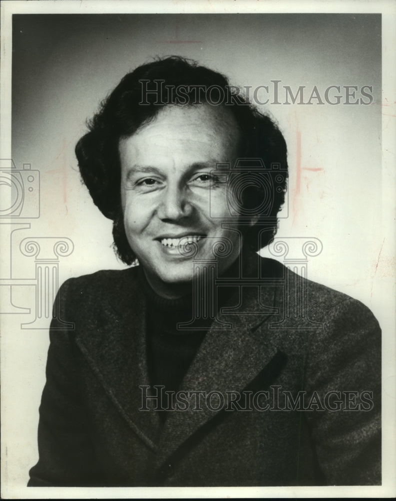 Press Photo Portrait of John Covelli, Conductor of Milwaukee Symphony Orchestra - Historic Images