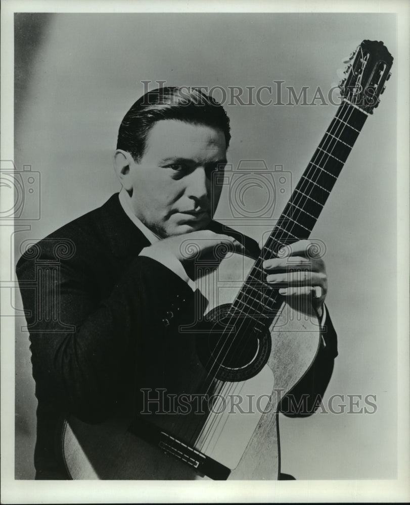 1968 Press Photo Portrait of Theodore Bikel, Musician - mjp07348 - Historic Images