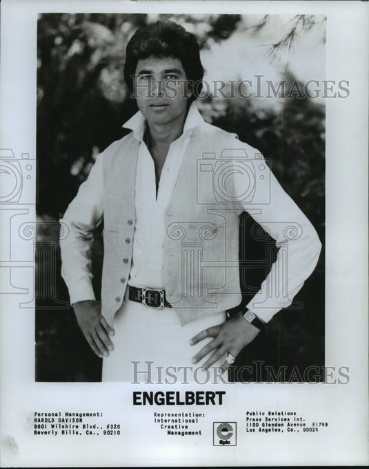 1979 Press Photo Portrait of Engelbert Humperdinck, Singer - mjp07425 - Historic Images