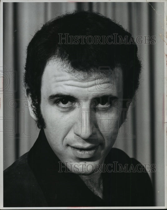 1969 Press Photo Hod David Jr., Milwaukee Born Composer and Performer - Historic Images