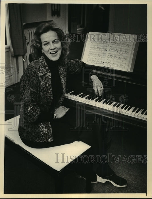 1980 Press Photo Lee Dougherty, soprano singer - mjp07516 - Historic Images