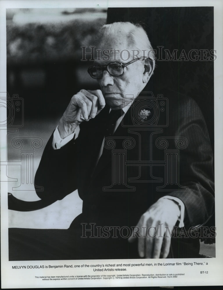 1979 Press Photo Melvyn Douglas in "Being There" - Historic Images