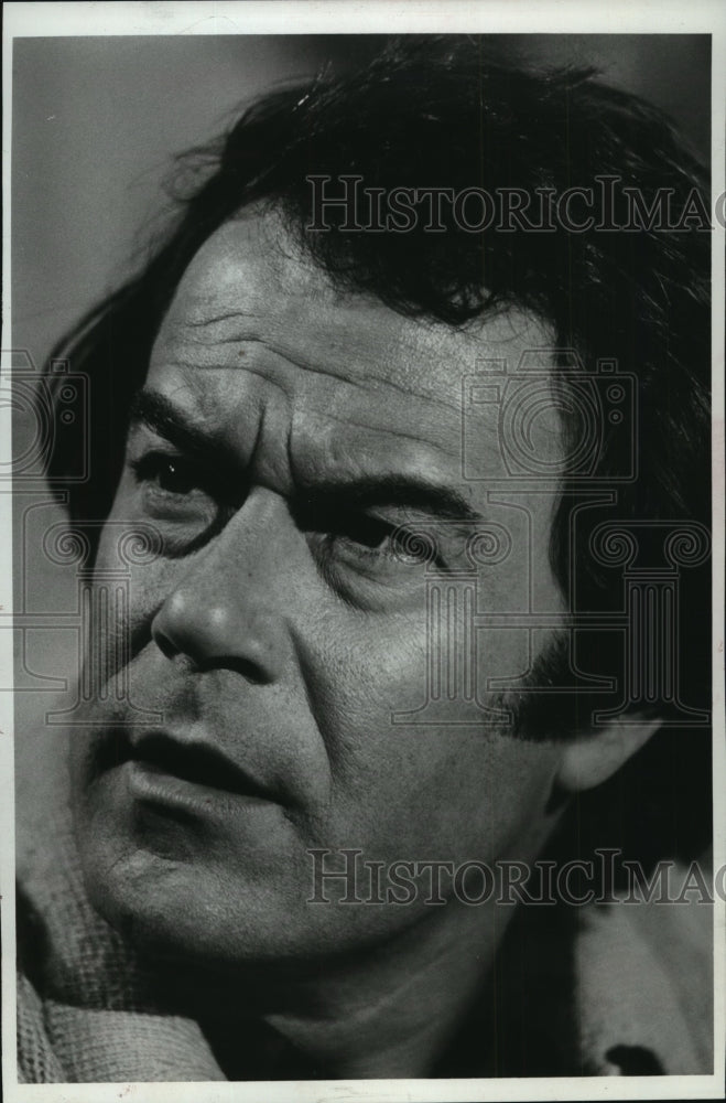 1974 Press Photo Laurence Luckinbill in "Death Sentence" - mjp07573 - Historic Images