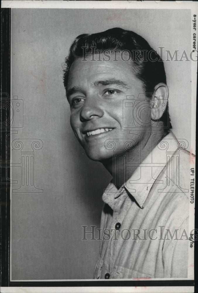 1959 Press Photo Portrait of Dick Crenna, Actor - mjp07592 - Historic Images