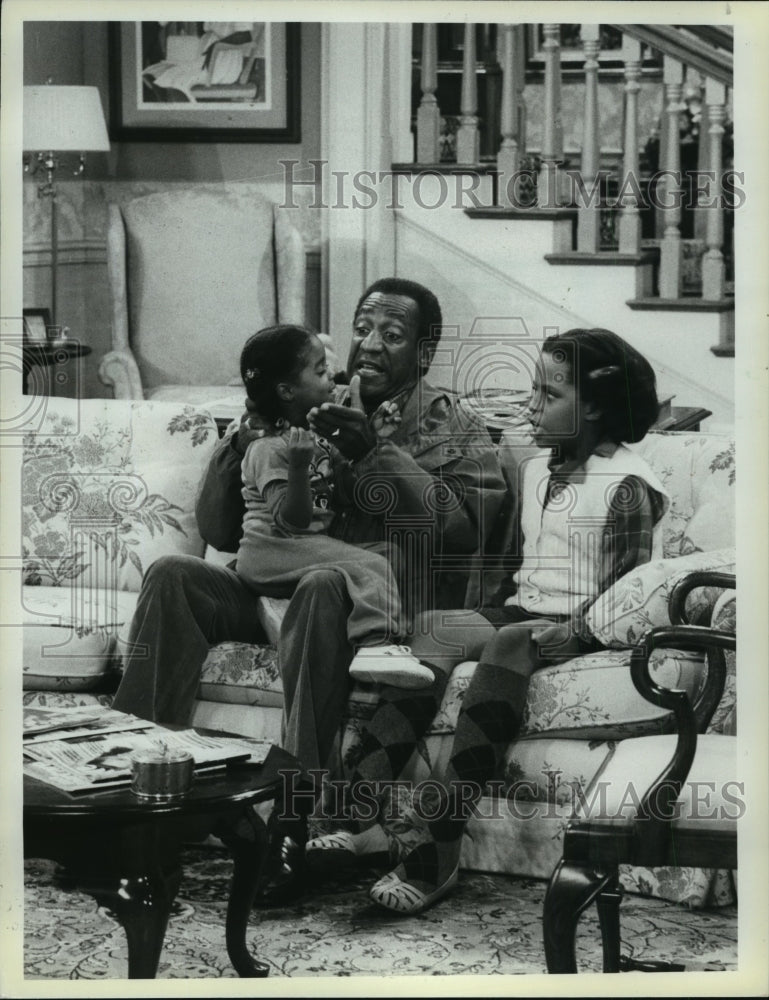 1984, Cosby with Co-Stars in "The Cosby Show" - mjp07716 - Historic Images