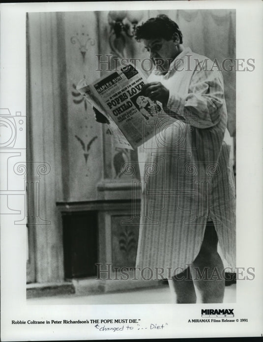 1991 Press Photo Robbie Coltrane in "The Pope Must Diet" - mjp07975 - Historic Images