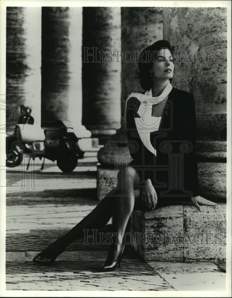 1992 Sela Ward in "Killer Rules" - Historic Images