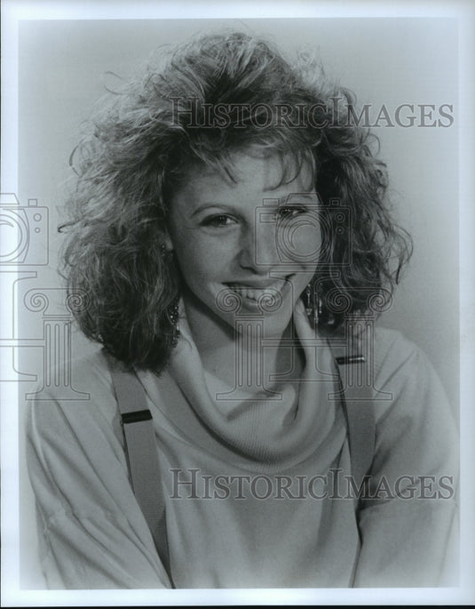 1987, Maddie Corman, makes her debut on "Mr. President" - mjp08137 - Historic Images