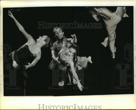 1979, Yuriki Kimura and Bert Terborgh in "Diversion of Angels" - Historic Images