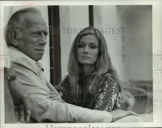 1971, Actor Melvyn Douglas - mjp08435 - Historic Images