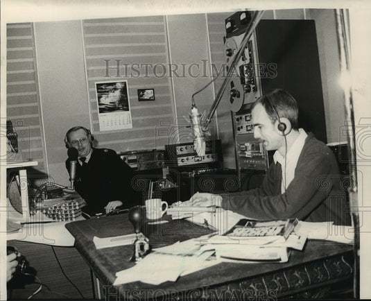 1982 Press Photo Greg Foss and Rik DeLisle, Milwaukee on "Good Morning, Berlin" - Historic Images
