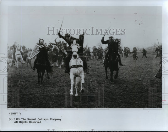 1990, Battlefield Glory with cast in "Henry V." - mjp08859 - Historic Images