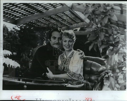 1981 Press Photo Shirley Jones and husband Marty Ingels Story has love angle. - Historic Images